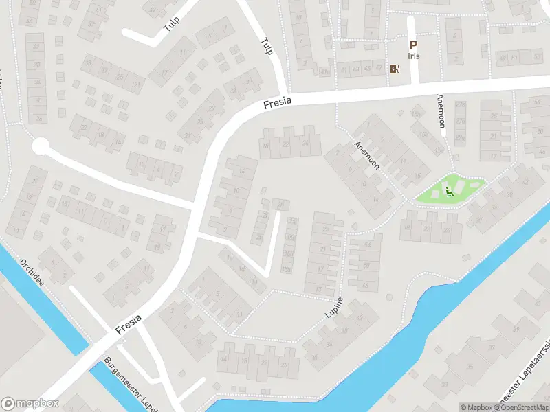 Ambulance met grote spoed naar de Fresia in Krimpen aan den IJssel