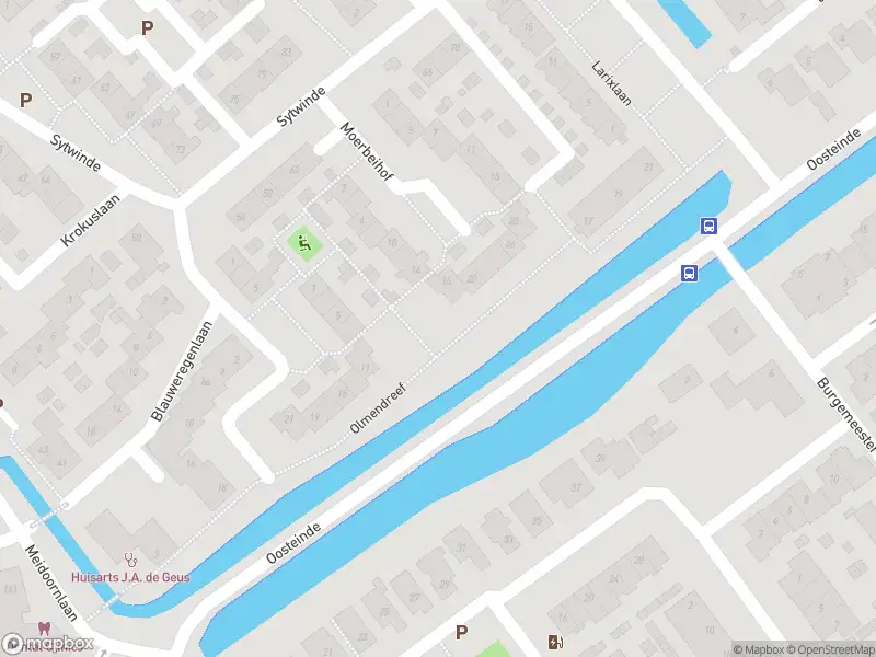 Ambulance met grote spoed naar de Olmendreef in Nootdorp