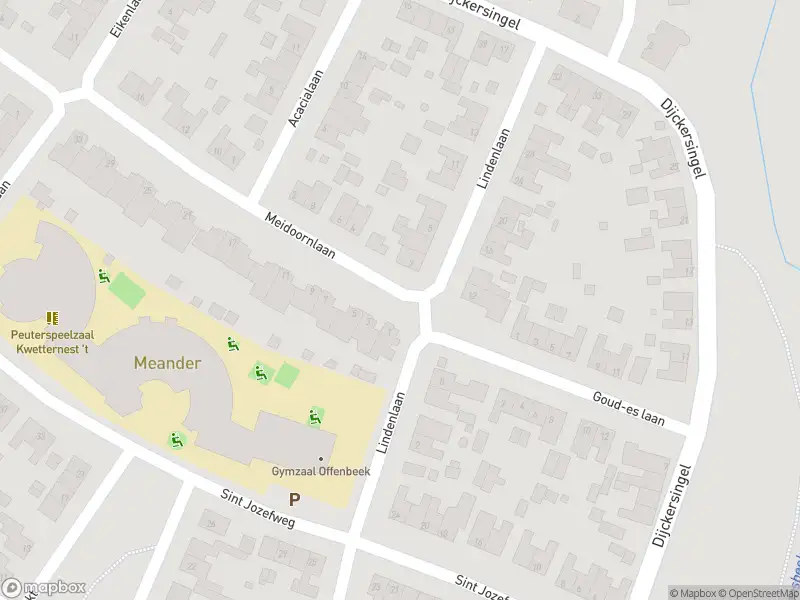 Brandweer met gepaste spoed naar de Meidoornlaan in Reuver vanwege een buitenbrand