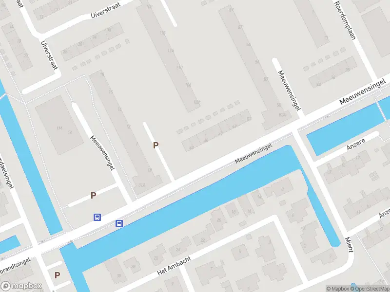 Ambulance met gepaste spoed naar de Meeuwensingel in Capelle aan den IJssel