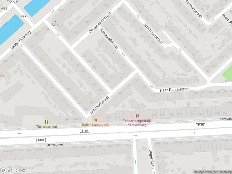 Ambulance met gepaste spoed naar de Lijnzaadstraat in Rotterdam