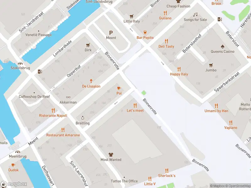 Ambulance met gepaste spoed naar de Bagijnenstraat in Rotterdam