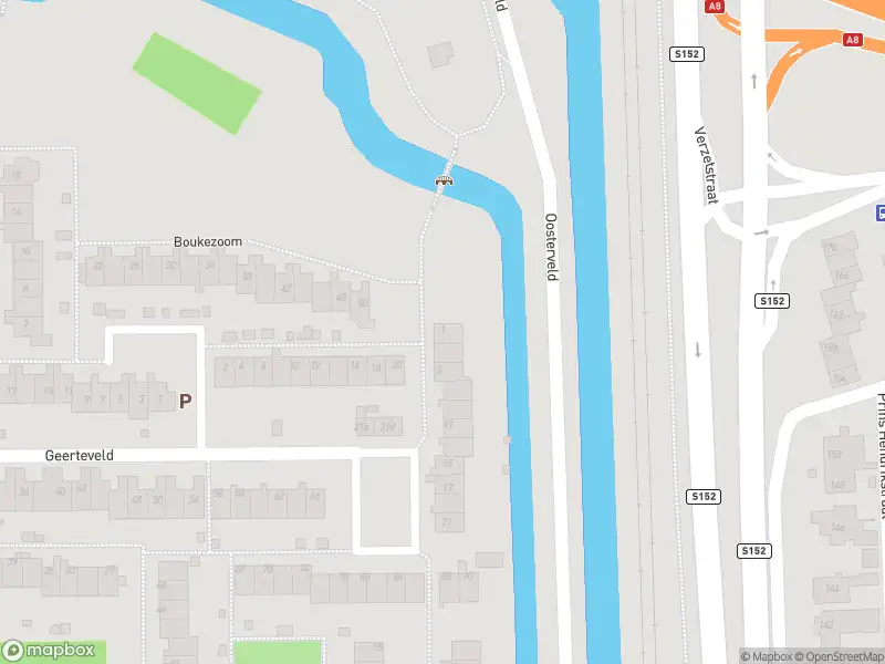 Ambulance met grote spoed naar de Geertezoom in Koog aan de Zaan