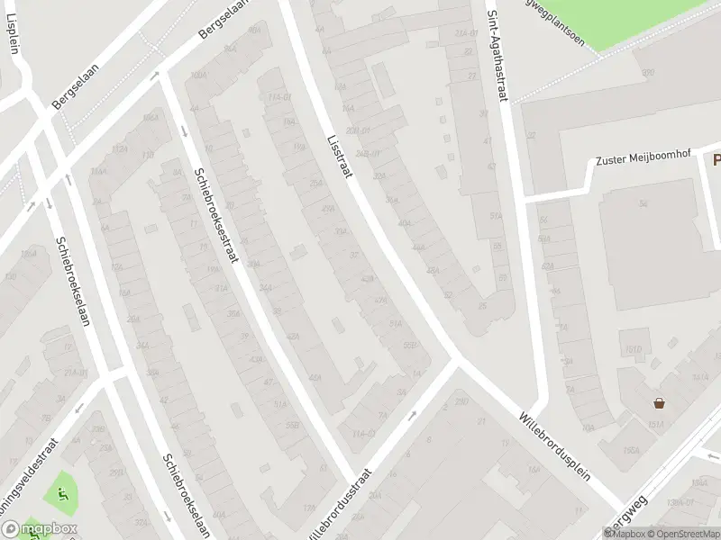 Ambulance met grote spoed naar de Lisstraat in Rotterdam