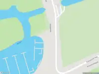 Brandweer en politie met grote spoed naar de Jeppegatweg in Hank vanwege personen te water