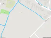 Brandweer met grote spoed naar de Hoofdstraat in Vierhuizen vanwege waarnemen gaslucht