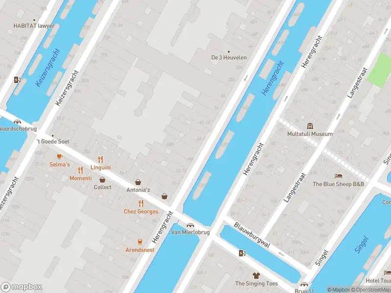 Traumahelikopter met grote spoed naar de Herengracht in Amsterdam