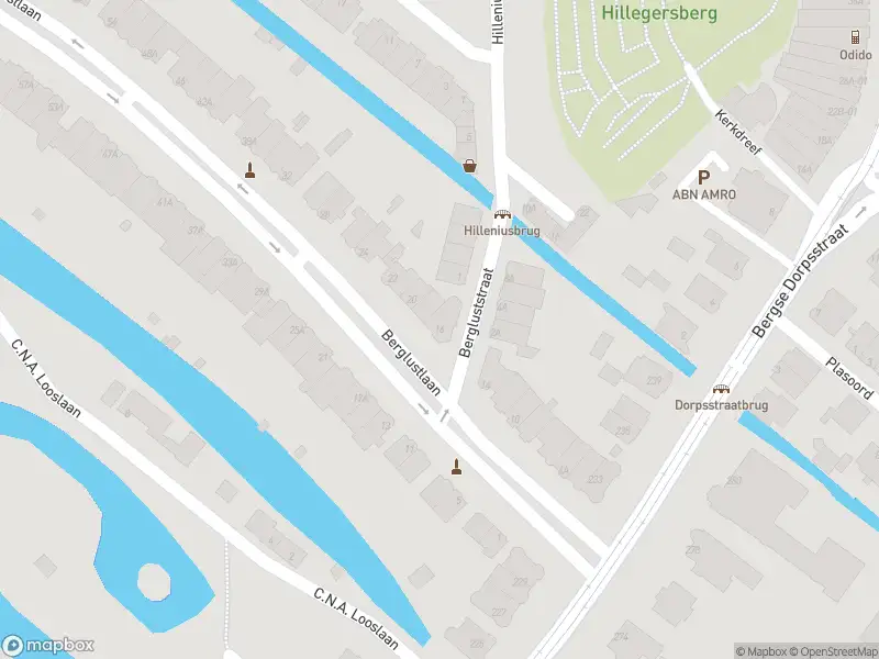 Ambulance met gepaste spoed naar de Berglustlaan in Rotterdam
