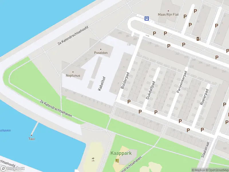 Ambulance met grote spoed naar de Kabelhof in Rotterdam