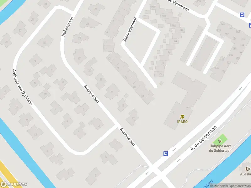 Ambulance naar de Rubenslaan in Alkmaar vanwege ongeval met letsel