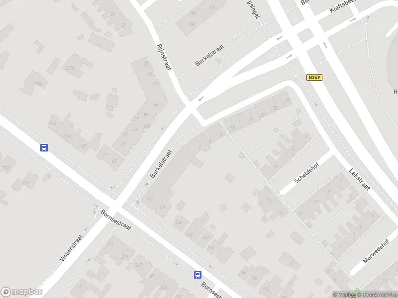 Politie naar de Berkelstraat in Almelo vanwege aanrijding met letsel