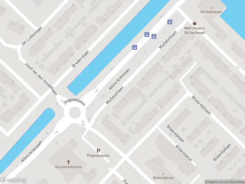 Ambulance met grote spoed naar de Alfons Ariënslaan in Uithoorn