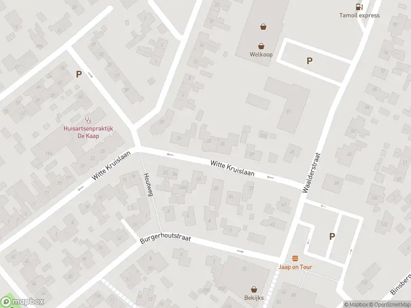 Ambulance met grote spoed naar de Parkstraat in Den Burg
