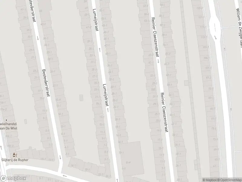 Brandweer met grote spoed naar de Reinier Claeszenstraat in Amsterdam