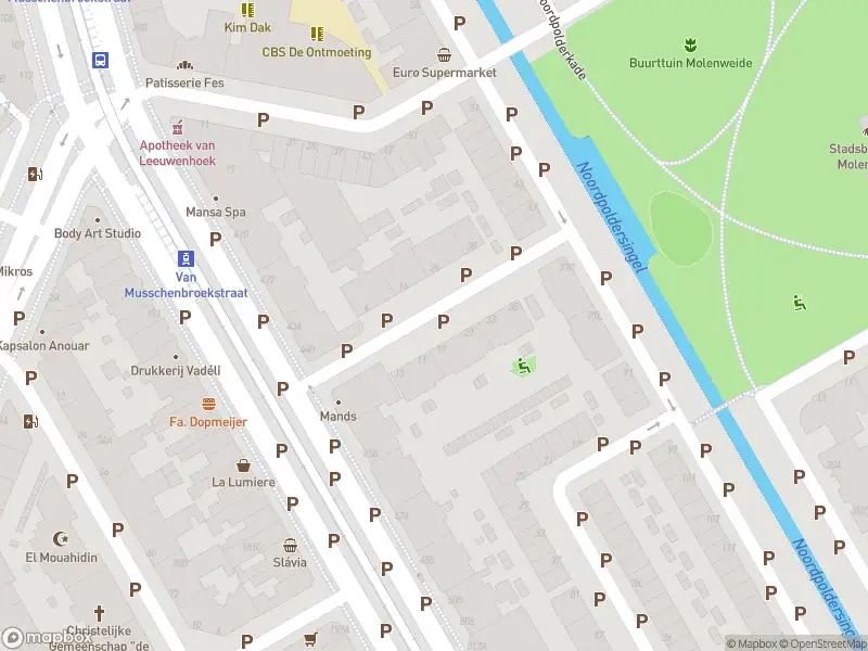 Brandweer met gepaste spoed naar de Spilstraat in 's-Gravenhage vanwege wateroverlast