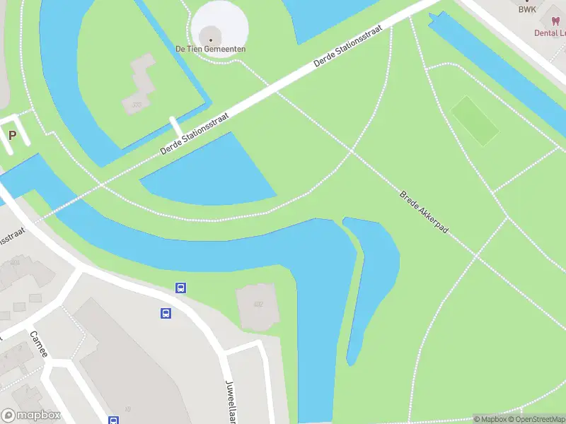Ambulance met grote spoed naar de Juweellaan in Zoetermeer