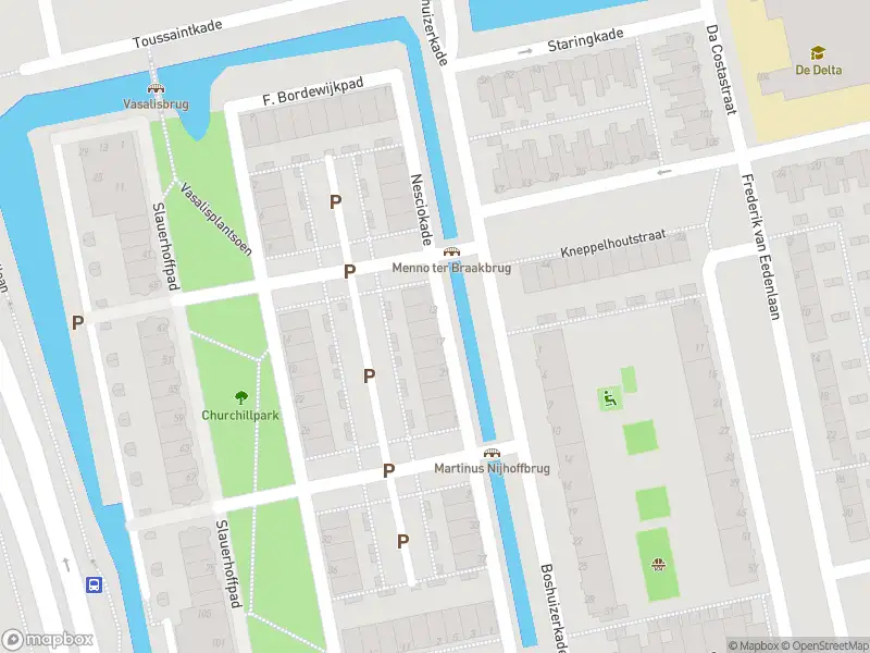 Ambulance met gepaste spoed naar de Nesciokade in Leiden