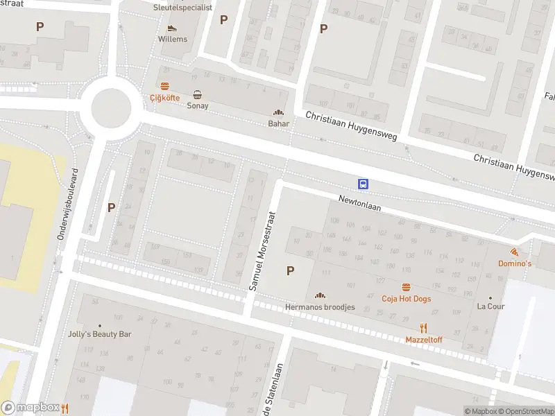 Brandweer met grote spoed naar de Samuel Morsestraat in 's-Hertogenbosch vanwege voertuigbrand