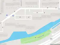 Brandweer met gepaste spoed naar de Dragoonsplein in Leeuwarden vanwege afhijsen patient