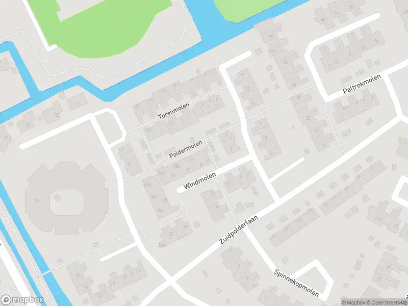 Ambulance met grote spoed naar de Poldermolen in Edam