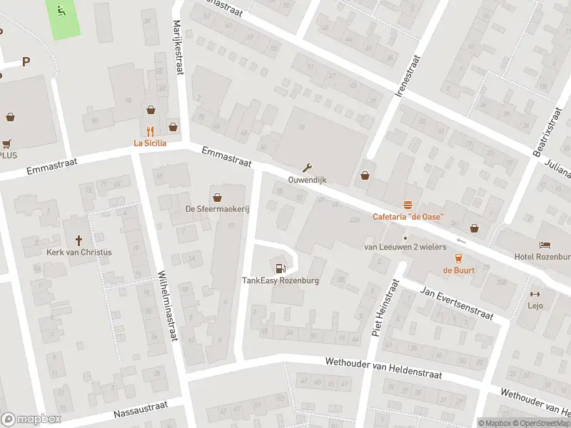 Ambulance met grote spoed naar de Emmastraat in Rozenburg