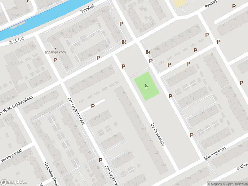 Ambulance met grote spoed naar de Da Costaplein in Maassluis