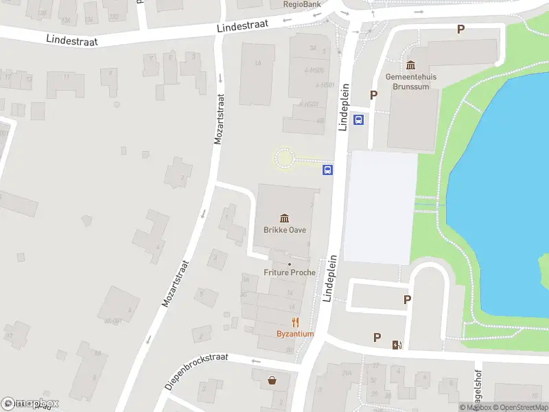 Brandweer met gepaste spoed naar de Dorpstraat in Brunssum vanwege een liftopsluiting