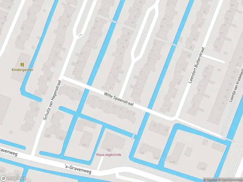 Ambulance met grote spoed naar de Goosse van der Windstraat in Rotterdam