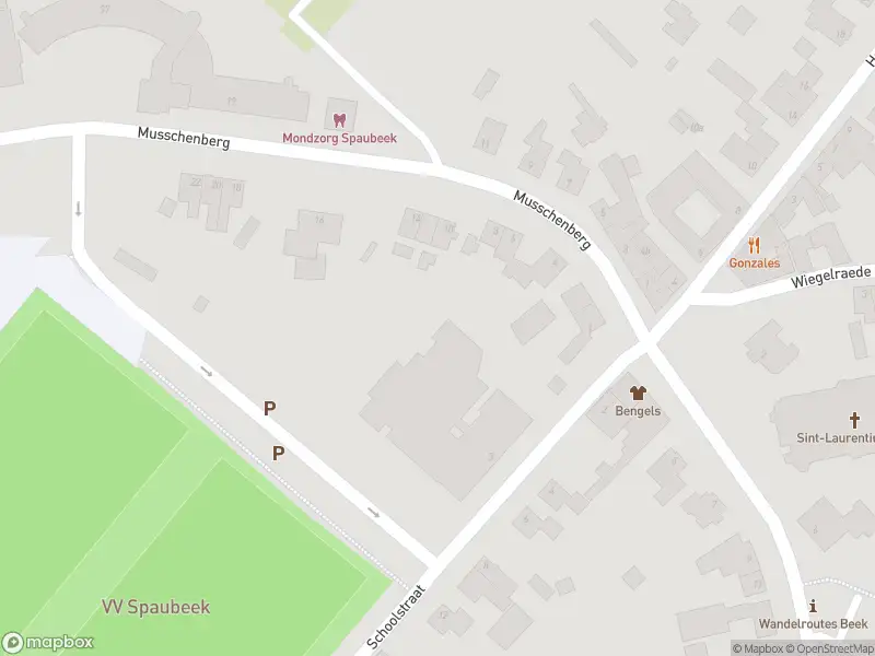 Brandweer met gepaste spoed naar de Kerkstraat in Spaubeek vanwege afhijsen patient