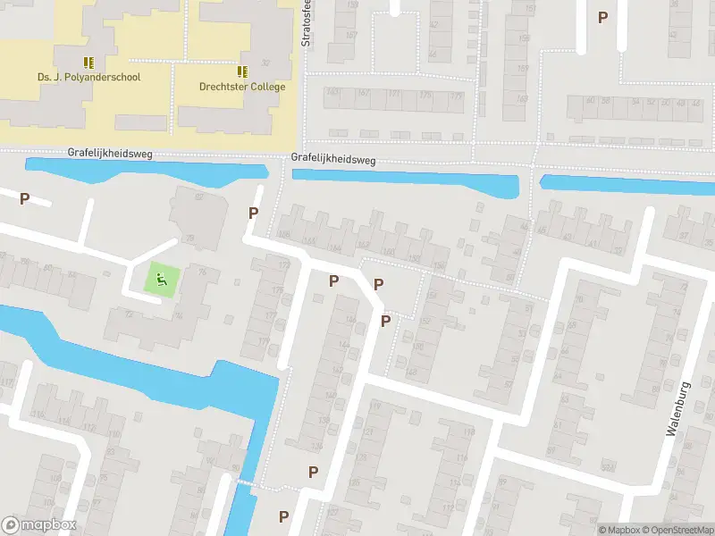 Ambulance met grote spoed naar de Sandenburg in Dordrecht