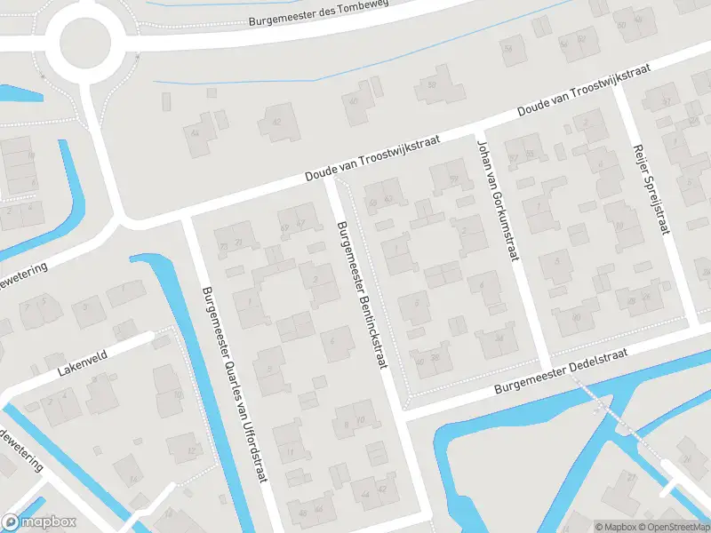 Brandweer met grote spoed naar de Burgemeester Bentinckstraat in Abcoude vanwege gebouwbrand