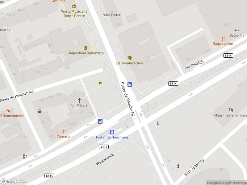 Ambulance met gepaste spoed naar de Westzeedijk in Rotterdam