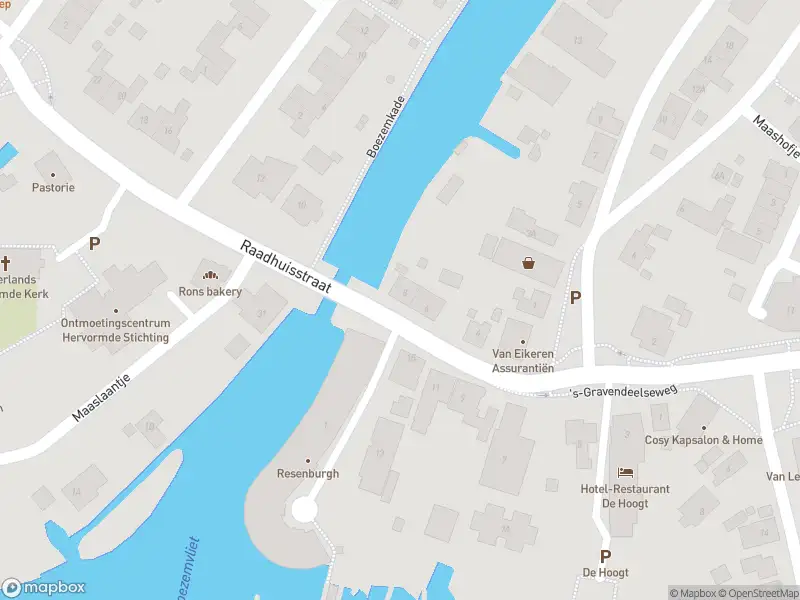 Politie naar de Raadhuisstraat in Maasdam vanwege ongeval met letsel