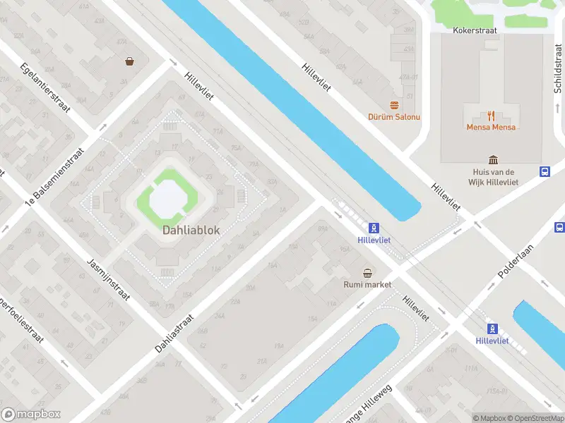 Ambulance met grote spoed naar de Dahliastraat in Rotterdam