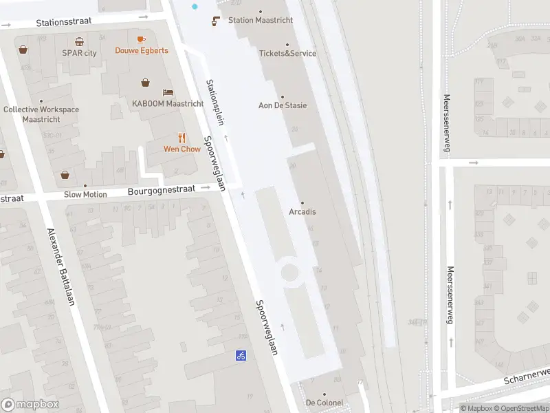 Brandweer met gepaste spoed naar de Stationsplein in Maastricht