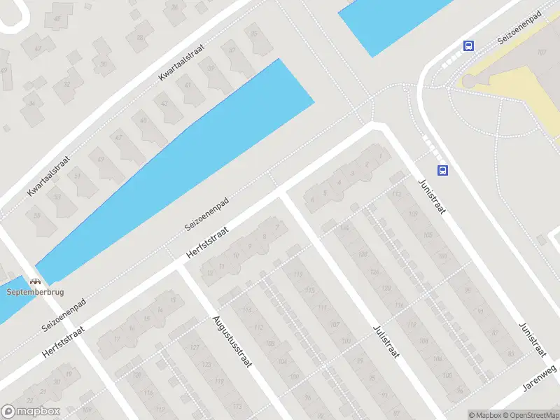 Politie naar de Maartstraat in Almere vanwege aanrijding met letsel