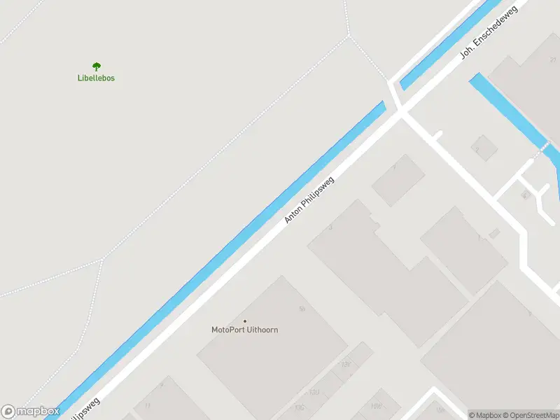 Ambulance met grote spoed naar de Anton Philipsweg in Uithoorn