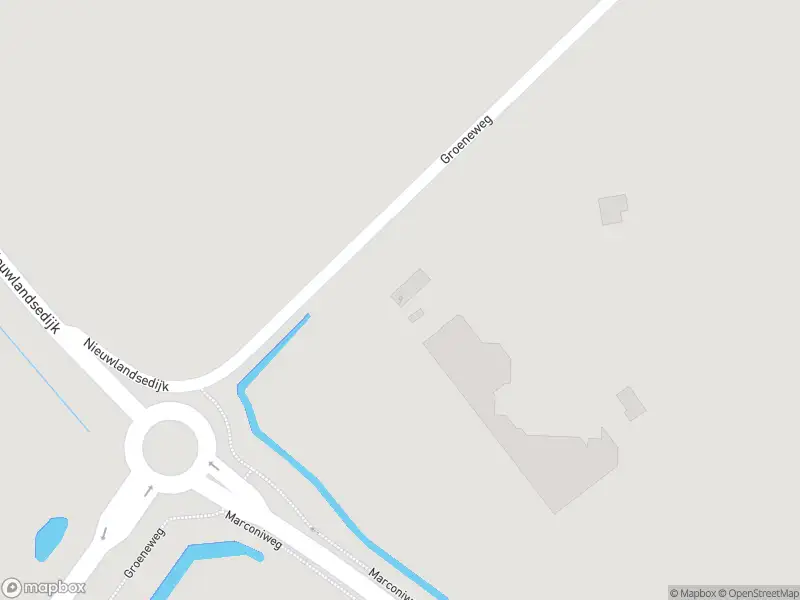 Brandweer met grote spoed naar de Groeneweg in Tholen vanwege gebouwbrand