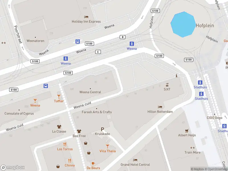 Ambulance met grote spoed naar de Weena in Rotterdam