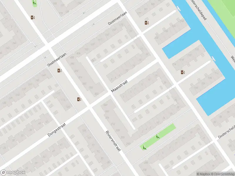 Ambulance met gepaste spoed naar de Maasstraat in Berkel en Rodenrijs