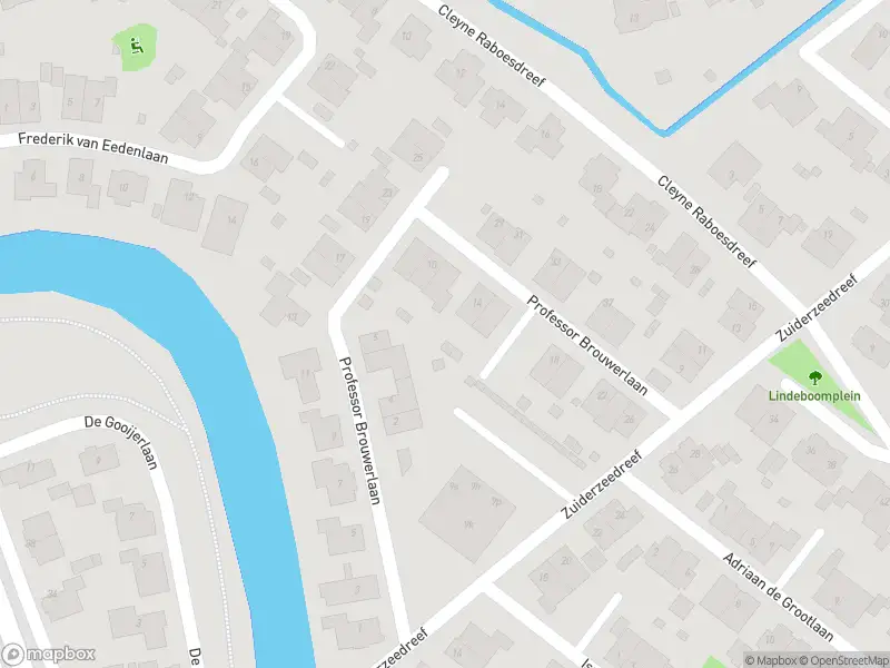 Brandweer met grote spoed naar de Prof. Brouwerlaan in Blaricum vanwege een buitenbrand