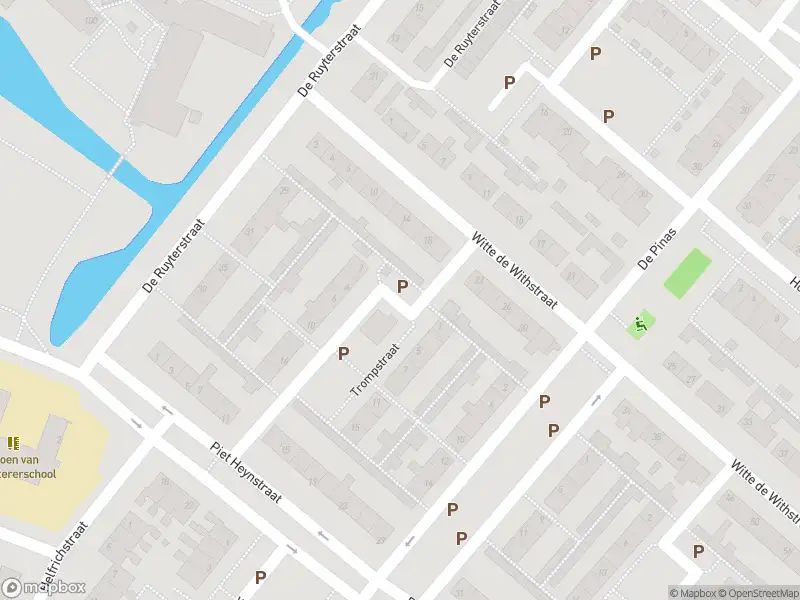 Politie met grote spoed naar de Trompstraat in Dinteloord vanwege letsel