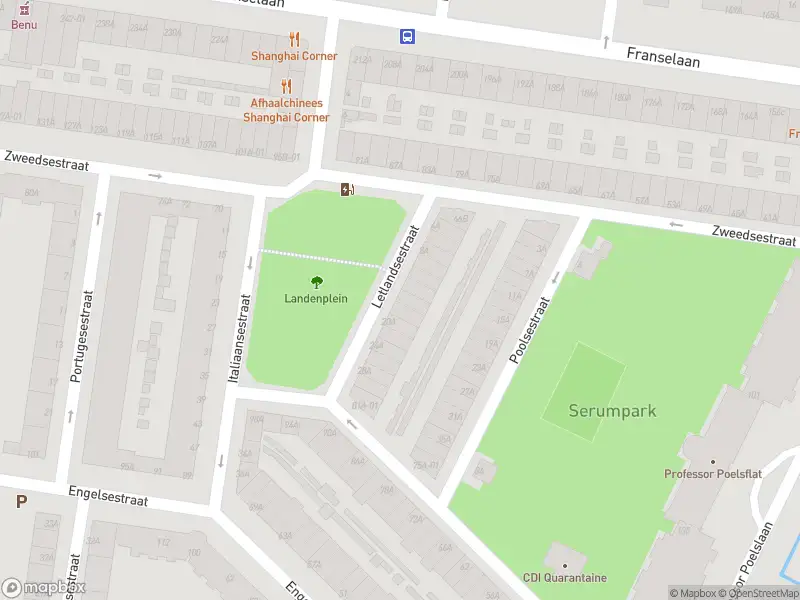 Ambulance met grote spoed naar de Letlandsestraat in Rotterdam