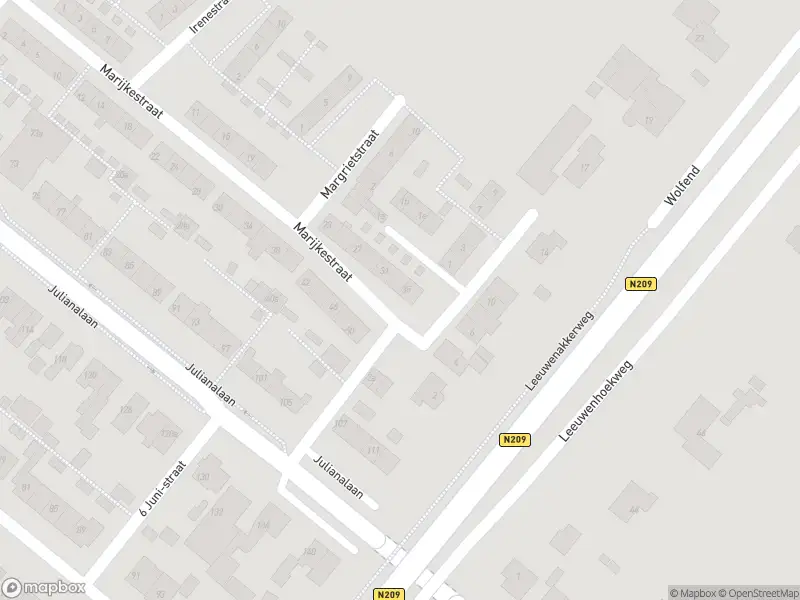 Ambulance met grote spoed naar de Burgemeester van Meetelenstraat in Bergschenhoek