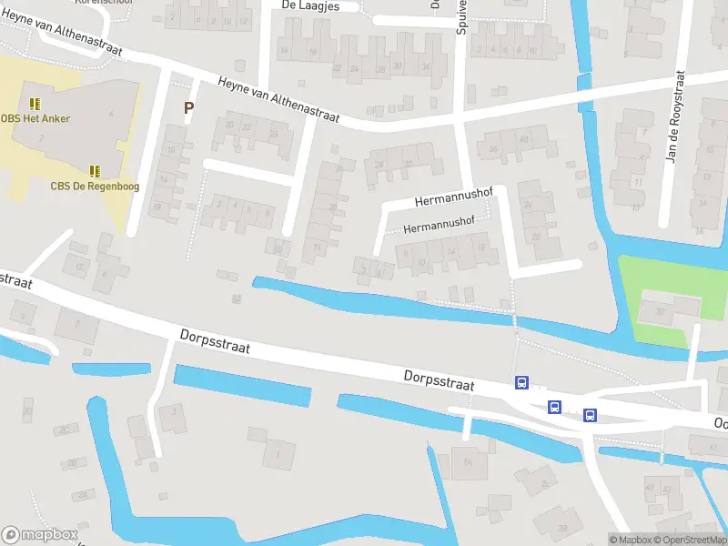 Ambulance met grote spoed naar de Hermannushof in Heinenoord