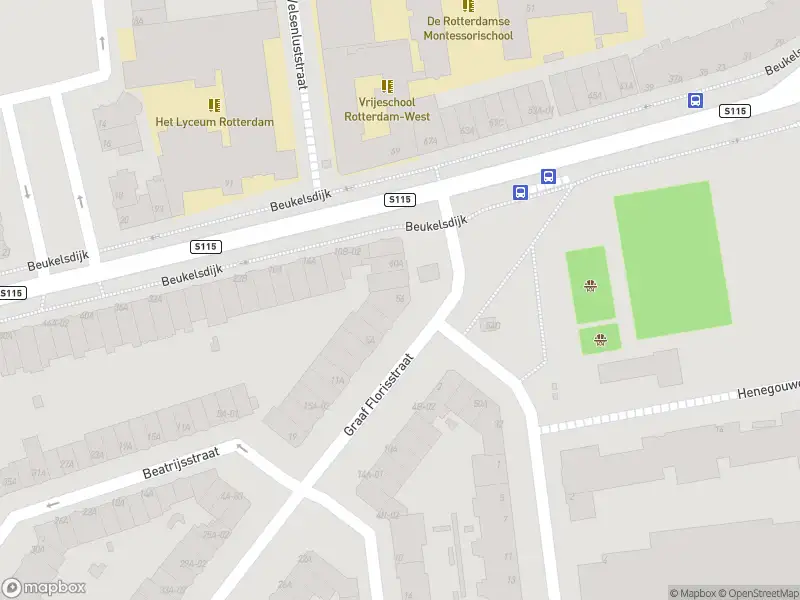 Ambulance met gepaste spoed naar de Henegouwerplein in Rotterdam