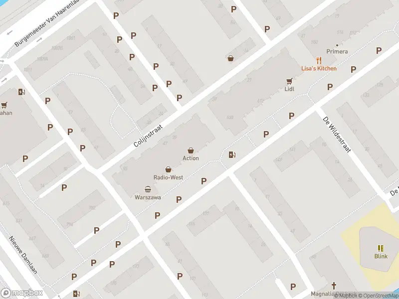 Ambulance met gepaste spoed naar de Monseigneur Nolenslaan in Schiedam