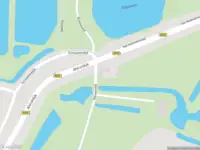 Politie naar de Nieuwendijk in Brakel vanwege aanrijding met letsel