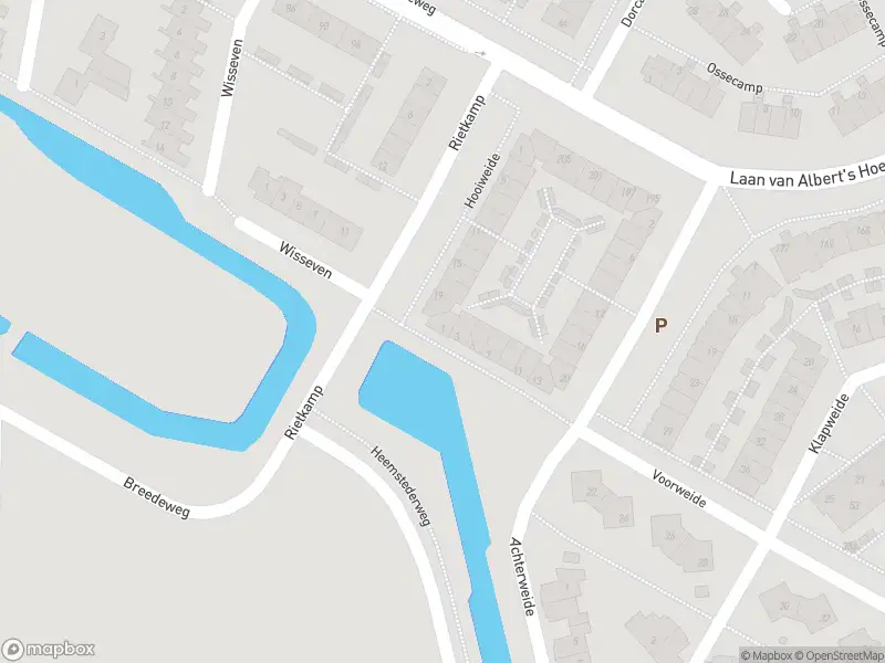 Ambulance met grote spoed naar de Hooiweide in Castricum