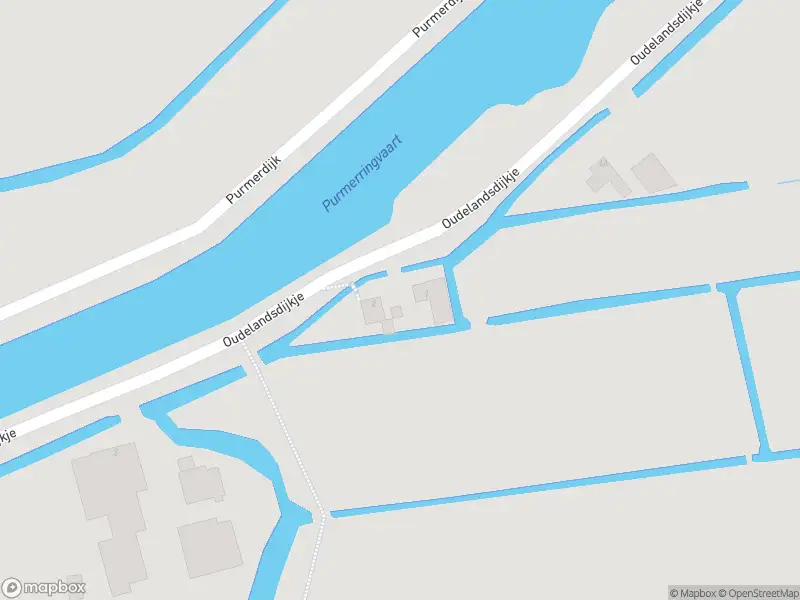 Ambulance met grote spoed naar de Oudelandsdijkje in Monnickendam